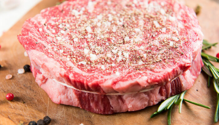 4 tips to buy grass-fed organic steak