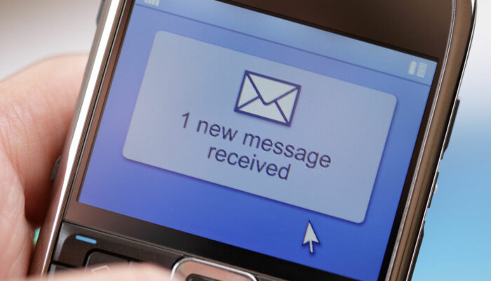 5 benefits of text messaging as a small business tool